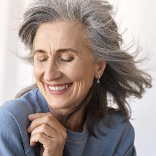 portrait-beautiful-smiling-older-woman